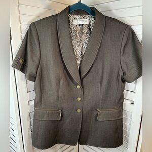 NWOT TAHARI BLAZER